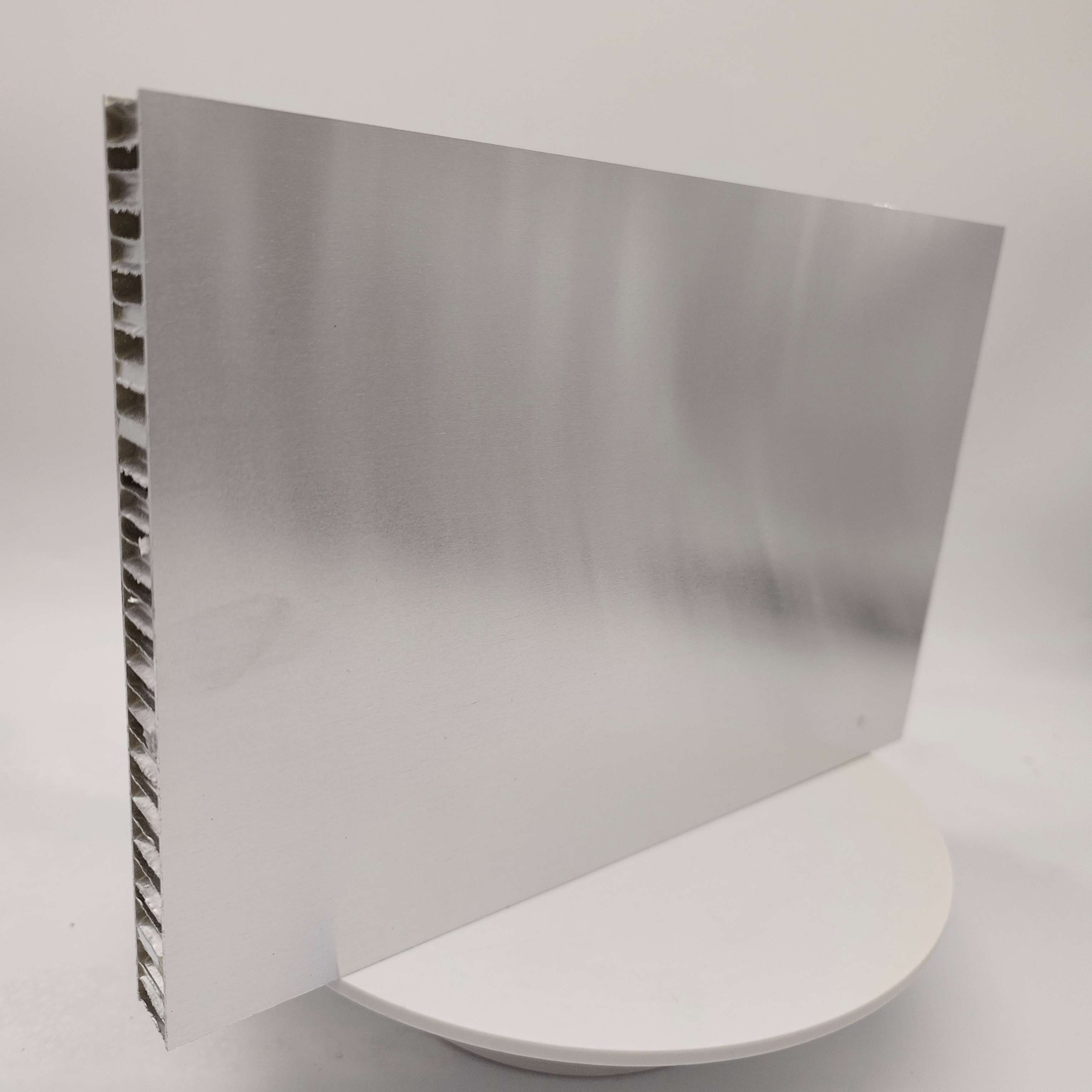 Mill Finished Aluminum Honeycomb Panel