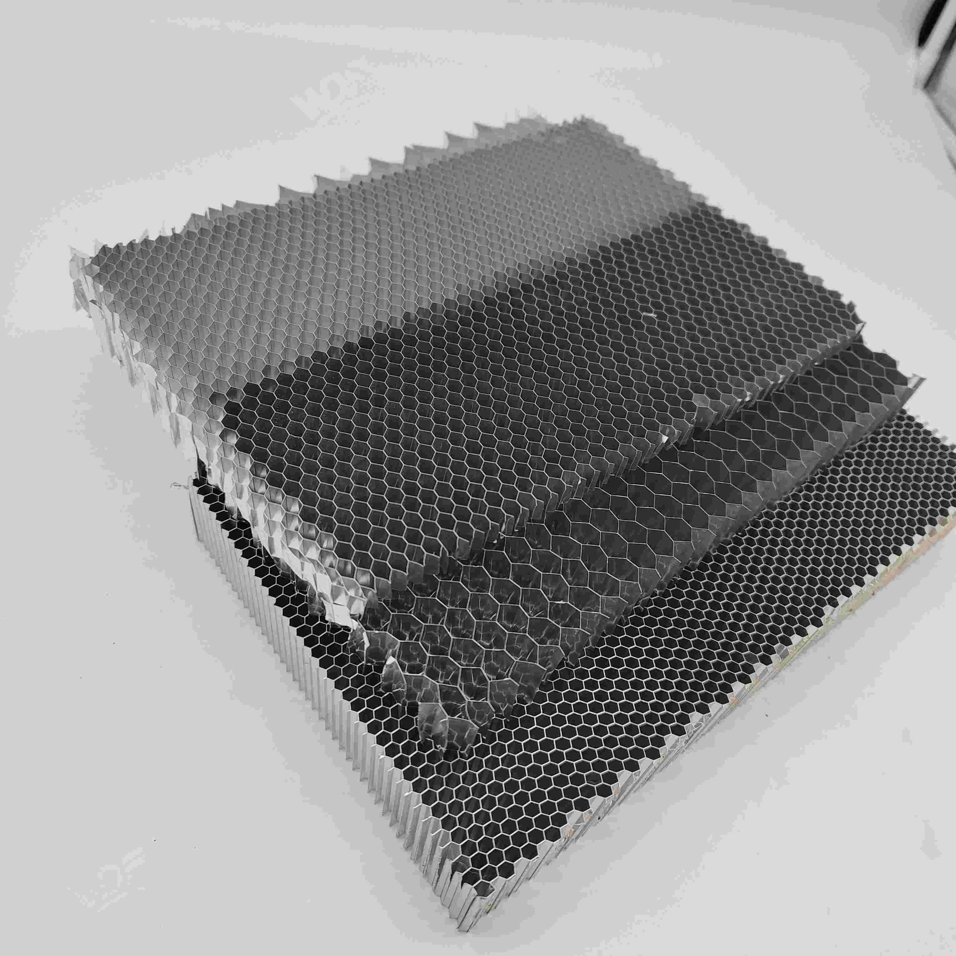 Durable Aluminum Honeycomb Core for Fire, Moisture, and Corrosion Resistance Ultimate Protection for Composite Panels